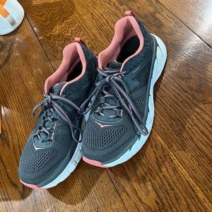 Hoka Gaviota 2 tennis shoes